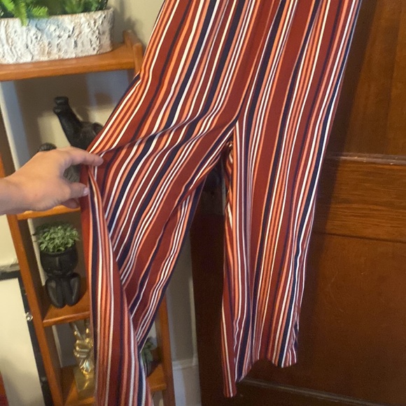 Awesome striped jumpsuit😍😍 - Picture 4 of 9